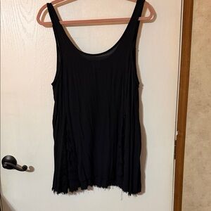 Chic Black Sleeveless Tank Top